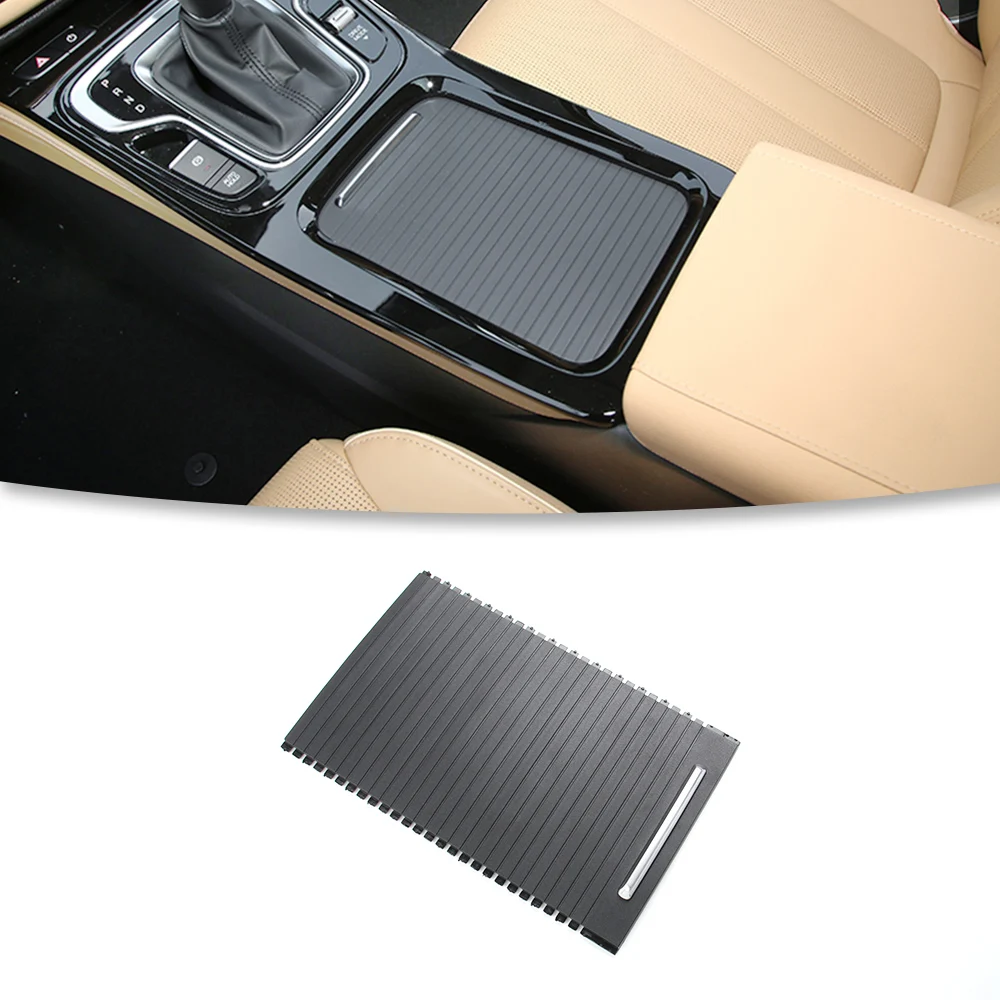 

Car Center Console Armrest Box Roller Blinds Front Water Cup Holder Roller Curtain For Trumpchi M6 (PRO) 2021-2024 Y0168056