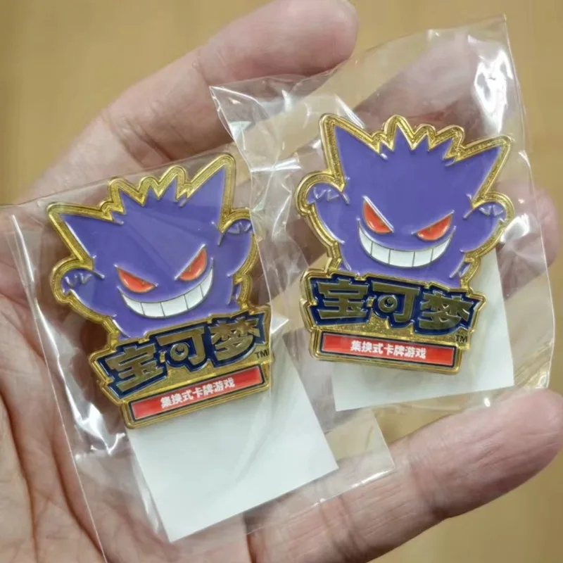 100% 오리지널 포켓몬 Gholdengo Maushold Plusle 기념 배지 PTCG 간체 중국어 수집품 카드 장난감 생일 선물