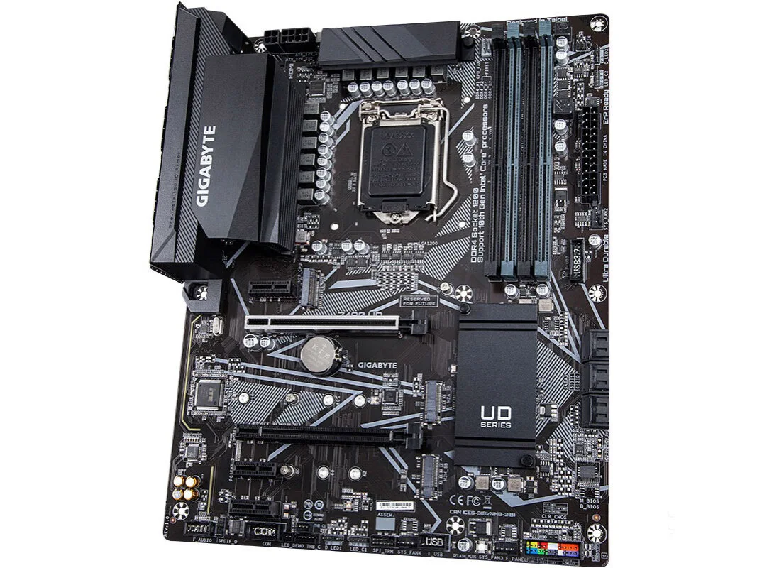 New Gigabyte GA Z490 UD  Motherboard LGA 1200 Z490 Desktop Mainboard Support i3 i5 i7 10400F 10400 10100F 10700K