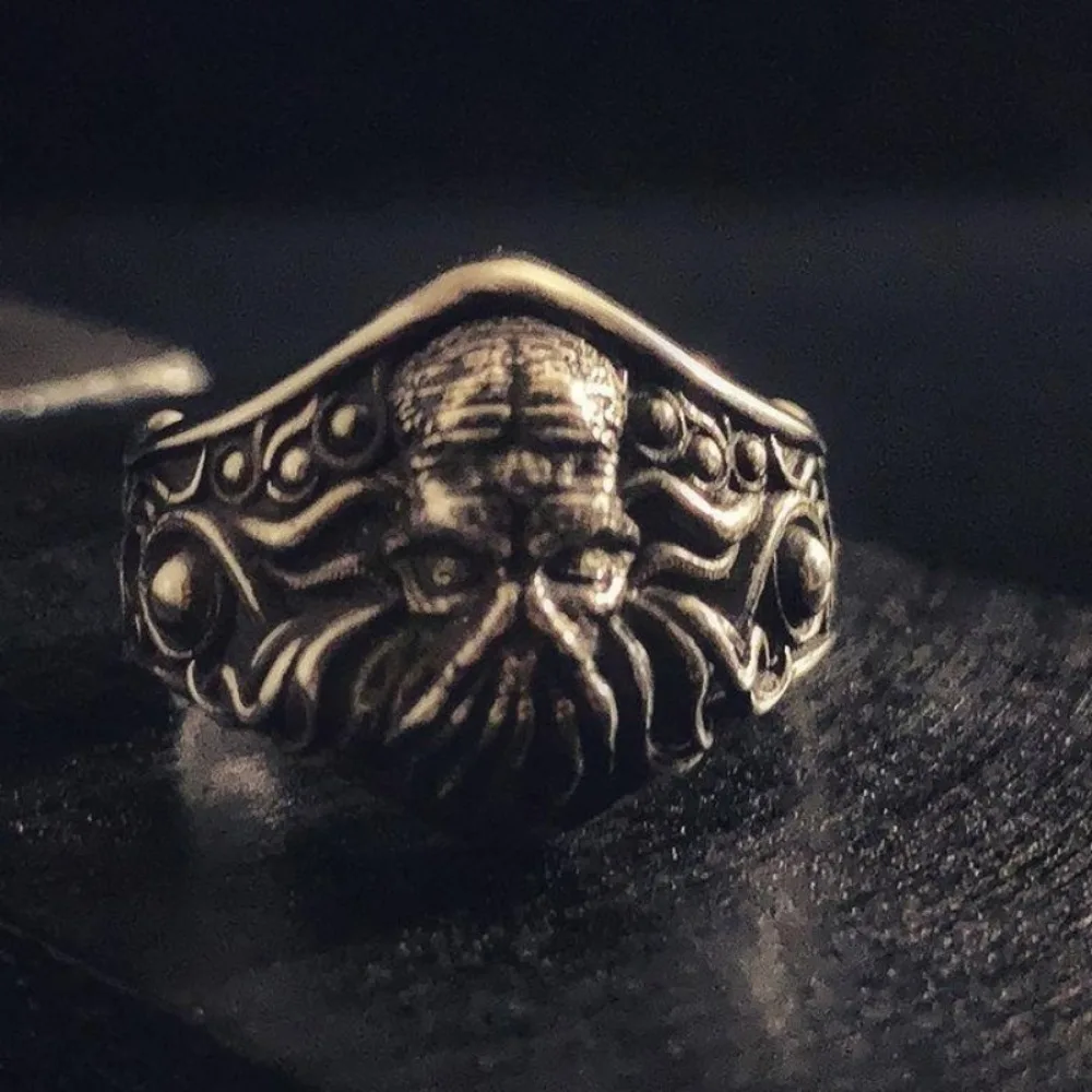 New Simple Fashion Retro Large Cthulhu Worship Ring Men and Women Punk Hip Hop Mysterious Octopus Sea Monster Trend Ring Jewelry