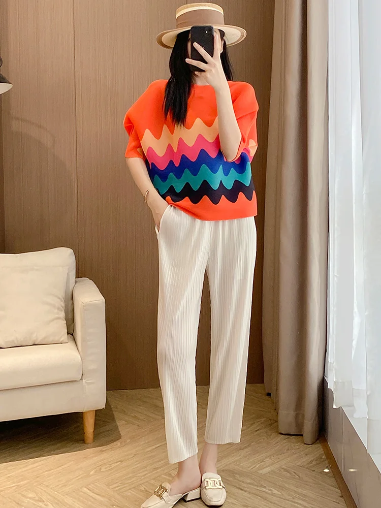 

Elegant Summer New Arrival Women's Suiting Set Pure Color Straight Leg Pants Pleated Top Floral Print Commute Style