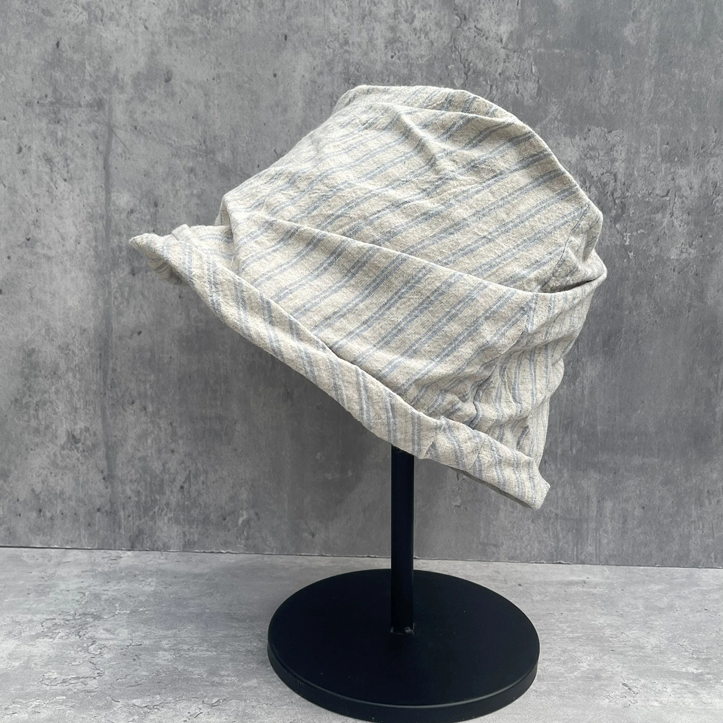 2026 New Striped Ruched Newsboy Caps Women Korean Style Versatile Face-Slimming Sun Protection Foldable Cotton Linen Bucket Hats