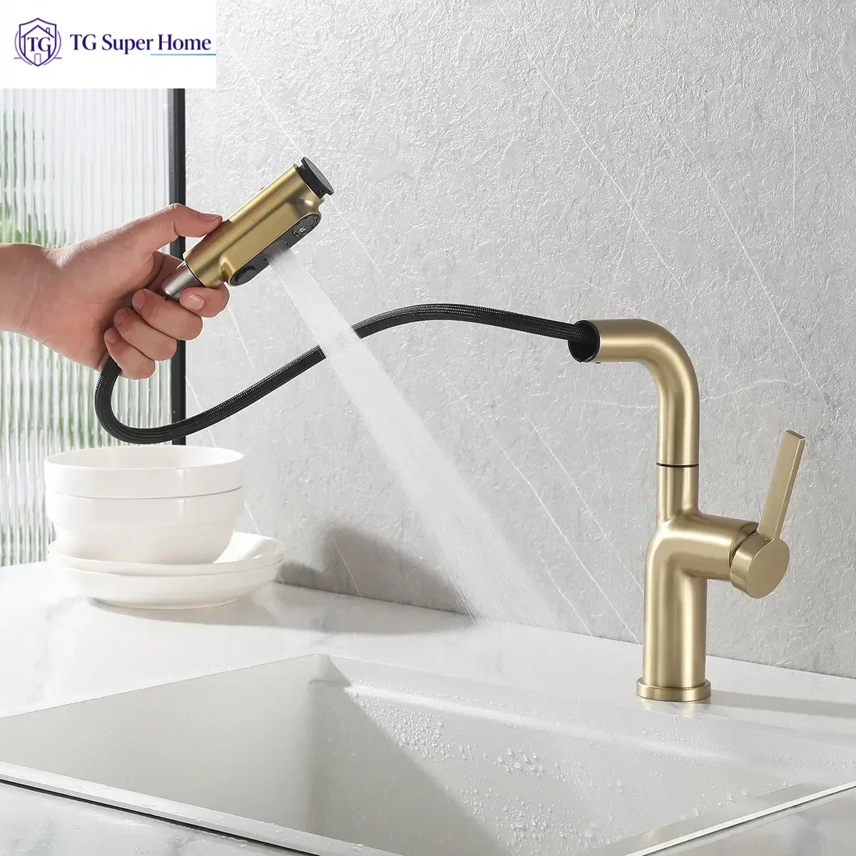 Brushed Gold Stainless Steel Three-Mode Pull-Out Kitchen Faucet 360-Degree Swivel Basin Bathroom Hot/Cold Water Faucet