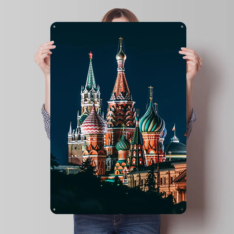 Moscow Russia By Night Metal Poster Customized Wall Art Retro Vintage Metal Signs for Man Cave Desk Decor Room Home Decorations