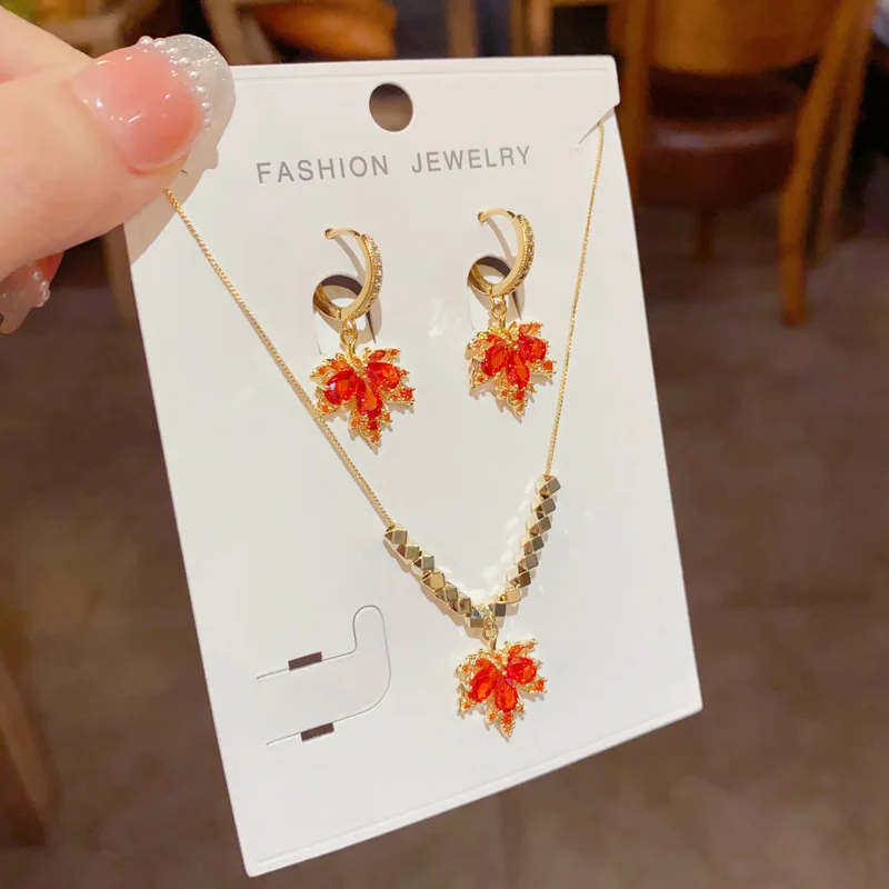 Korean Version Fashion Light Luxury High-end Full Rhinestones Red Maple Leaf Temperament Versatile Necklace Earring Set.