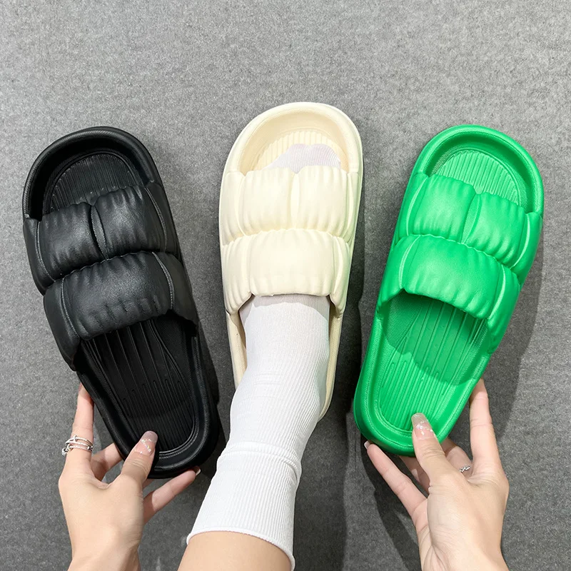 Soft Bottom Slippers for Women Home Bathroom Home Bath Non-slip Couple Summer Sandals for Men Summer Wear Comfortable