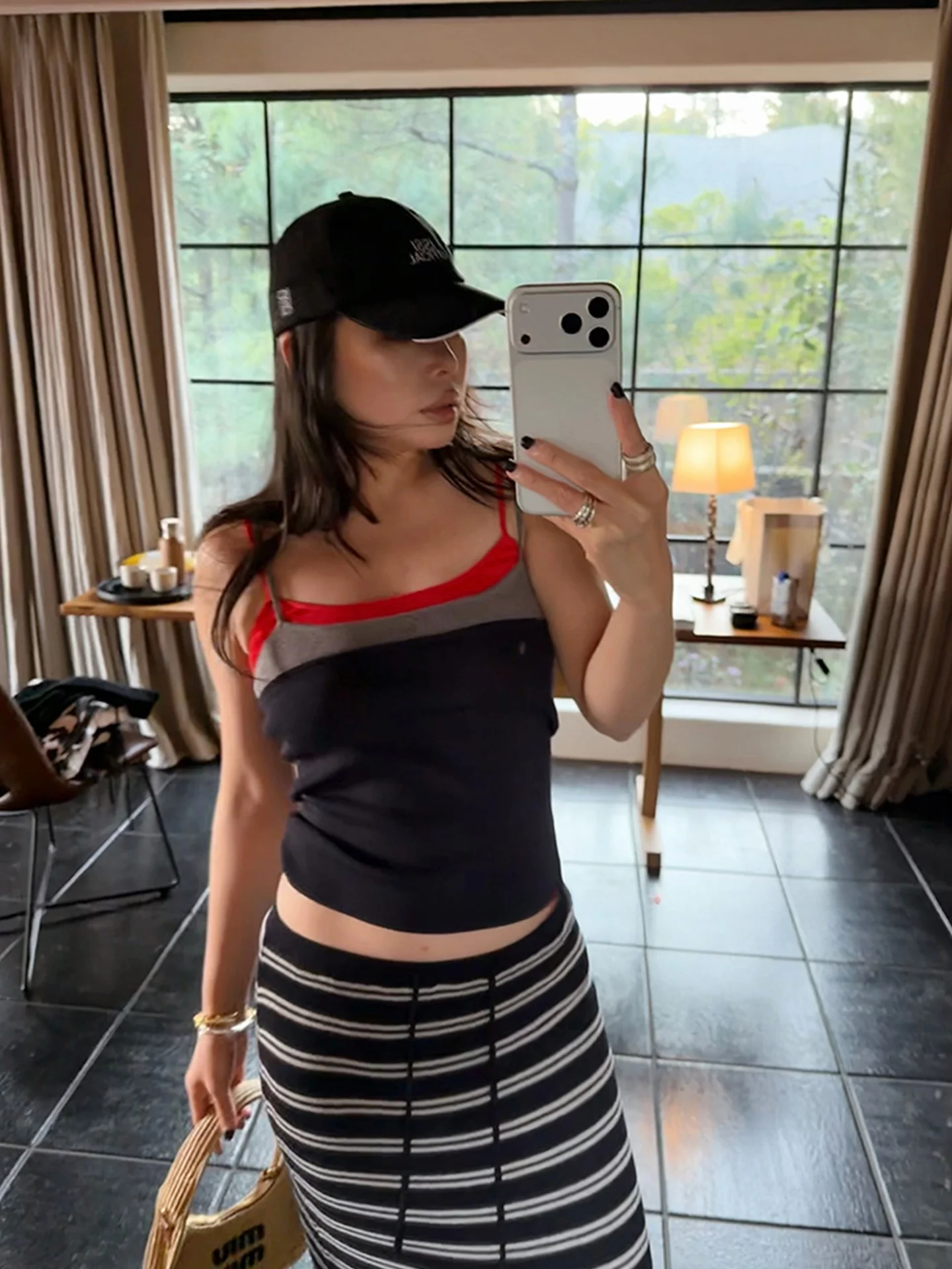 

Slimming Contrast Color Knitted Vest Women's Summer 2026 Sexy Girl Color Block Tank Top Casual Inner Wear Regular Length