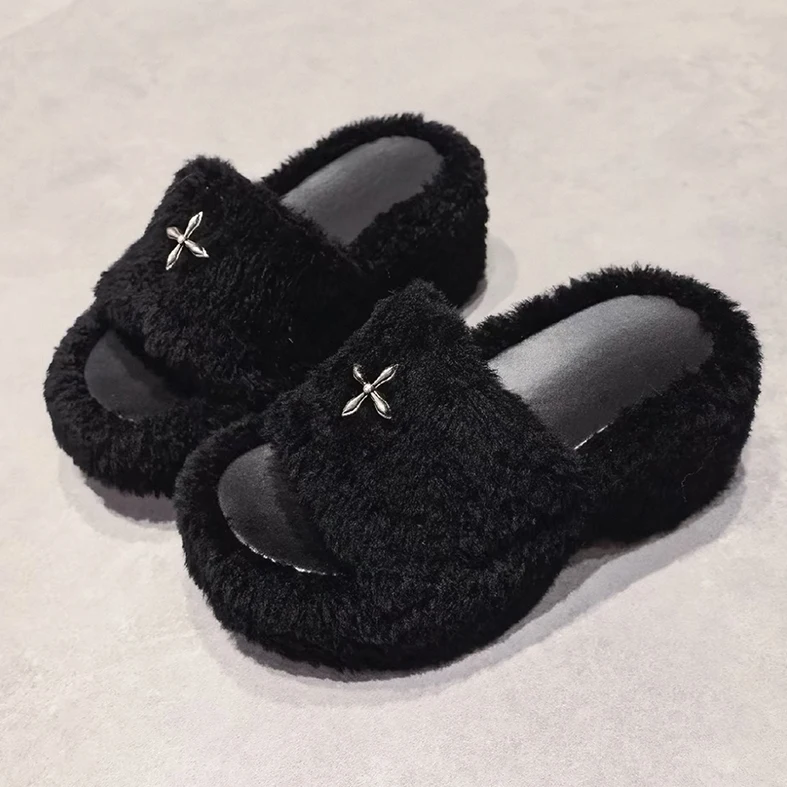 Women's Thick Bottom Slip-On Slippers Cross Pattern Fur Shoes Autumn Winter Outdoor Wear High Sensation Cotton Slippers
