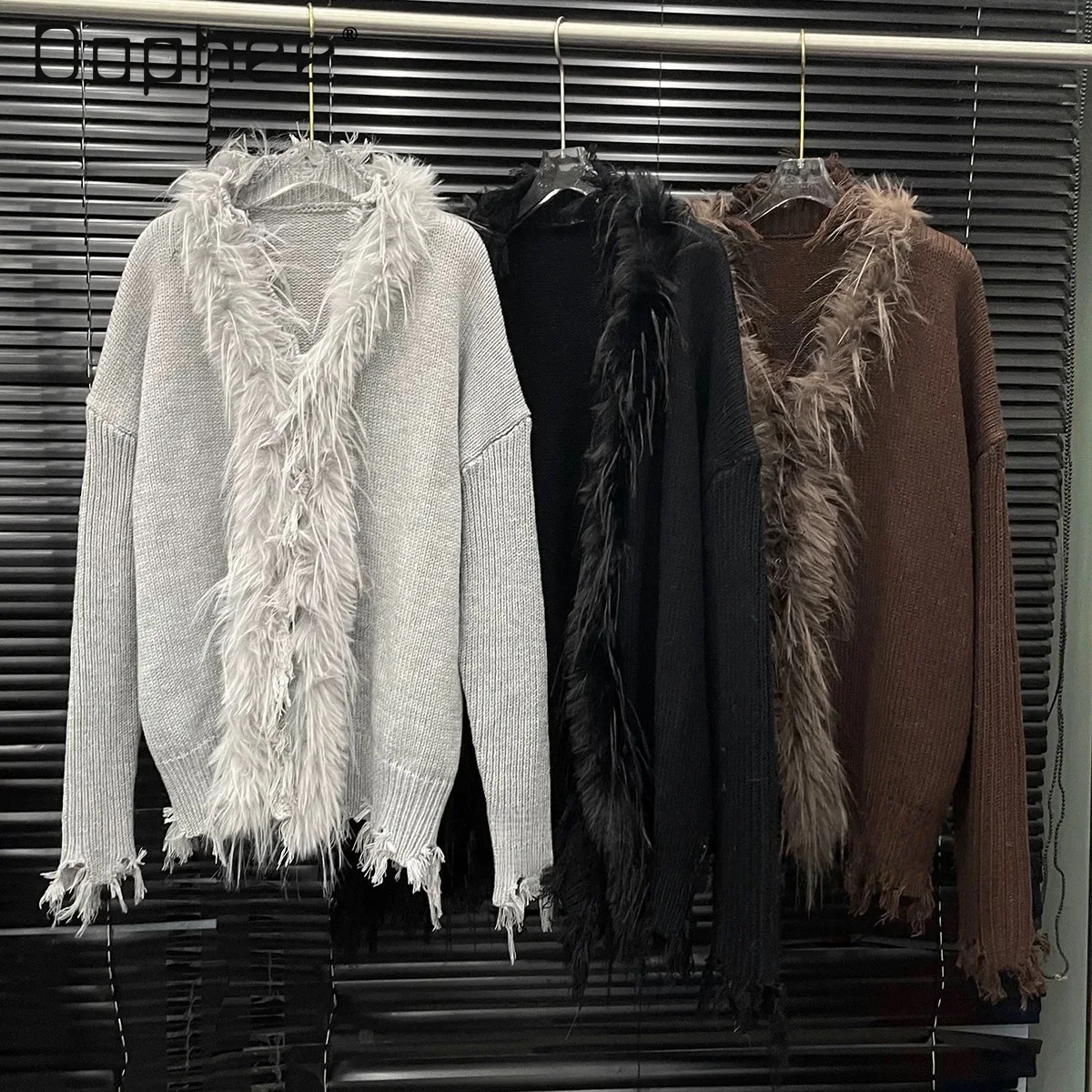 

Korean Chic Trendy Fur Collar Patchwork Knitted Sweater Women Loose Fashion High-end V-neck Long Sleeve Cardigan Autumn Winter