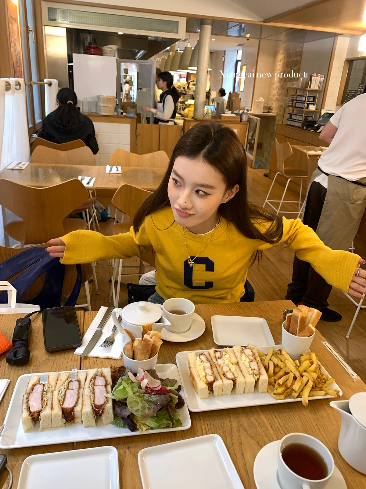 

Теплый вязаный свитер-базовый слой для женщин, с круглым вырезом, вышивкой, модный, для повседневной носки, с длинными рукавами, весенний топ