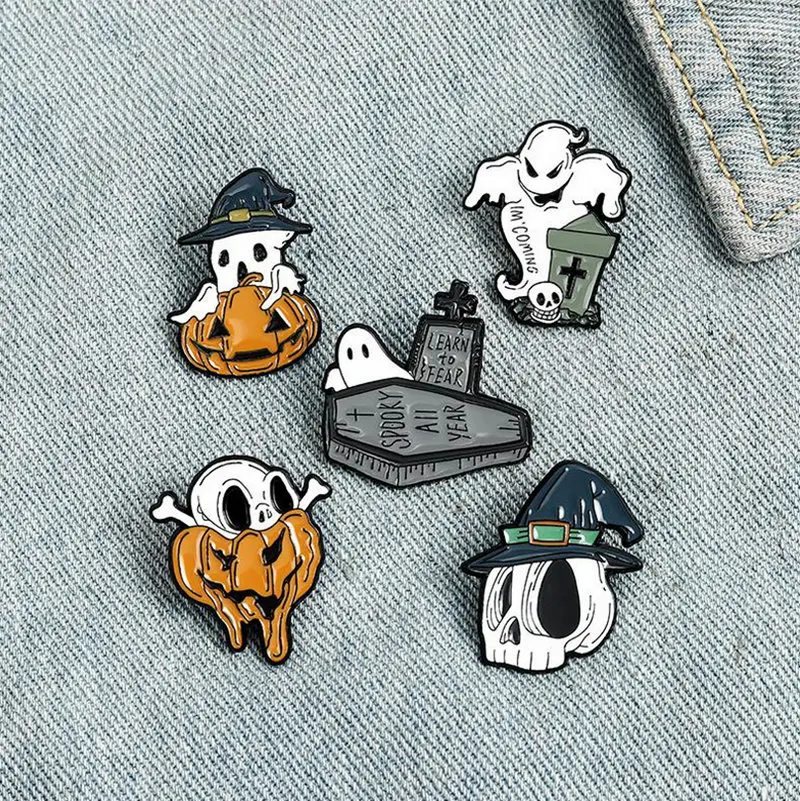 Skeleton Skull ฟักทอง Ghost Grave โลงศพเข็มกลัดกระเป๋า Lapel Pin Gothic Badge Boo ของขวัญเครื่องประดับสําหรับเพื่อนฮาโลวีนเคลือบ Pin