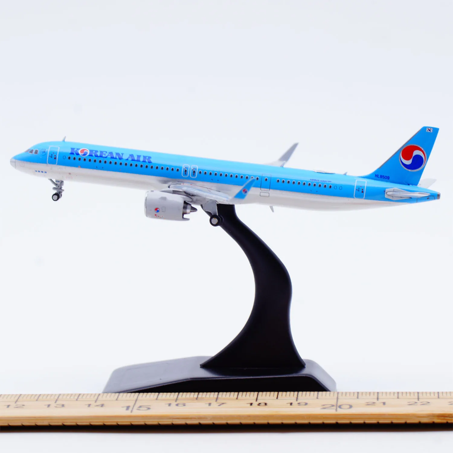 

XX40096 Alloy Collectible Plane Gift JC Wings 1:400 Korean Air "SkyTeam" Airbus A321NEO Diecast Aircraft Jet Model HL8509