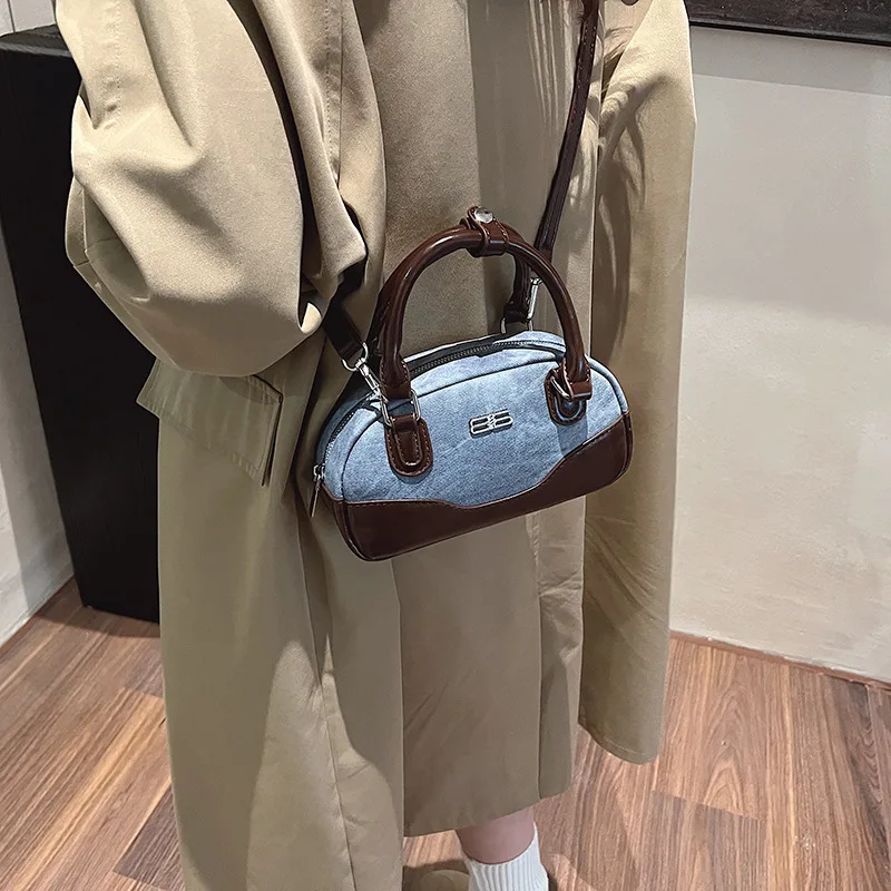 Retro Colour Blocking Niche Design Handbag Spice Girls Autumn Winter Versatile Crossbody Bag Senior Sense Of Fashion Bowling Bag