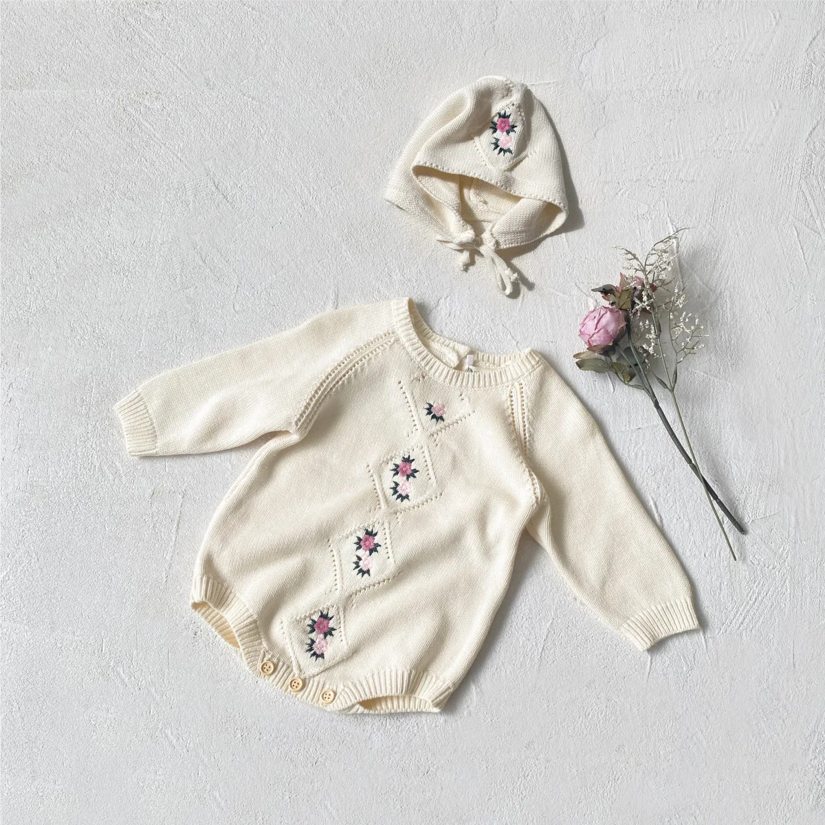 2026 Spring New Baby Long Sleeve Knitted Bodysuit + Hat Infant Girl Flower Embroidery Sweater Jumpsuit Newborn Clothes 0-24M