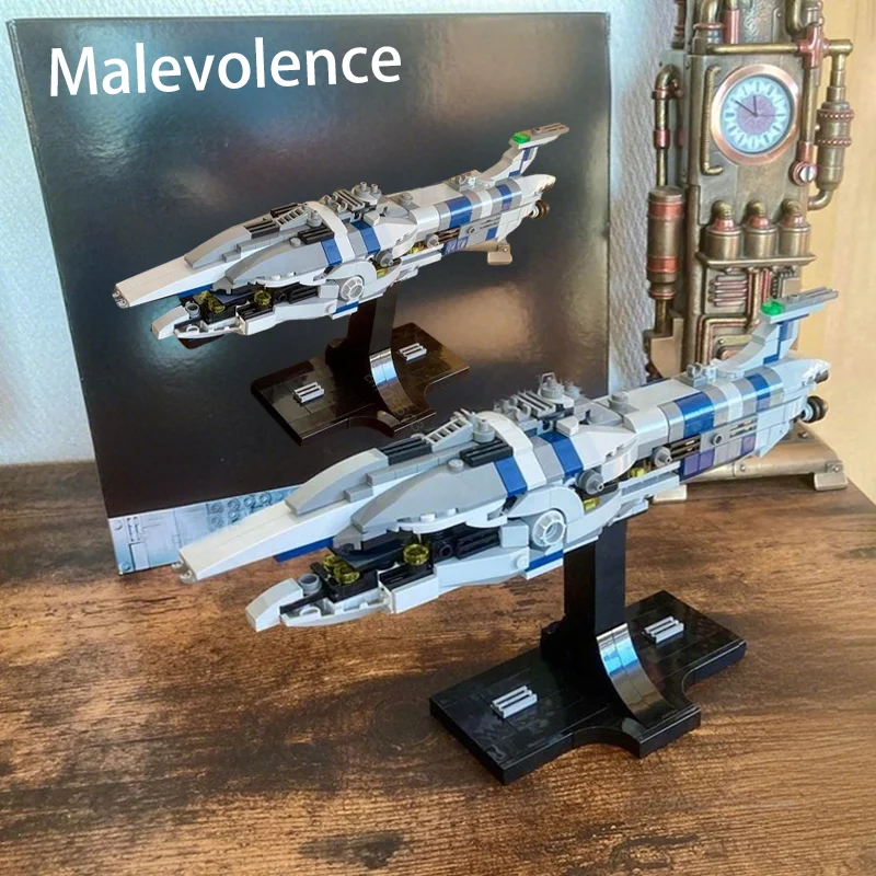 NUOVO MOC Serie di film di fantascienza Malevolence Midi Scale Building Blocks Modello di assemblaggio fai da te Spazio interstellare Astronave Giocattolo per bambini Regalo