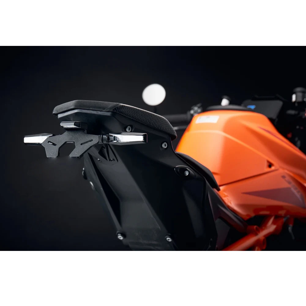 For 990 DUKE R 2024-2025 / 1390 Super Duke R 2024-2025 Motorcycle Rear License Plate Mount Holder and Turn Signal Light - Image 3