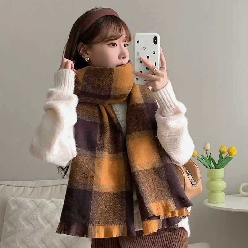 

2022Korean Autumn Winter NewStyle Cashmere Plaid Women's Scarf Fashionable Short Beard Scarf Thickened Warmth Wrapped with Shawl