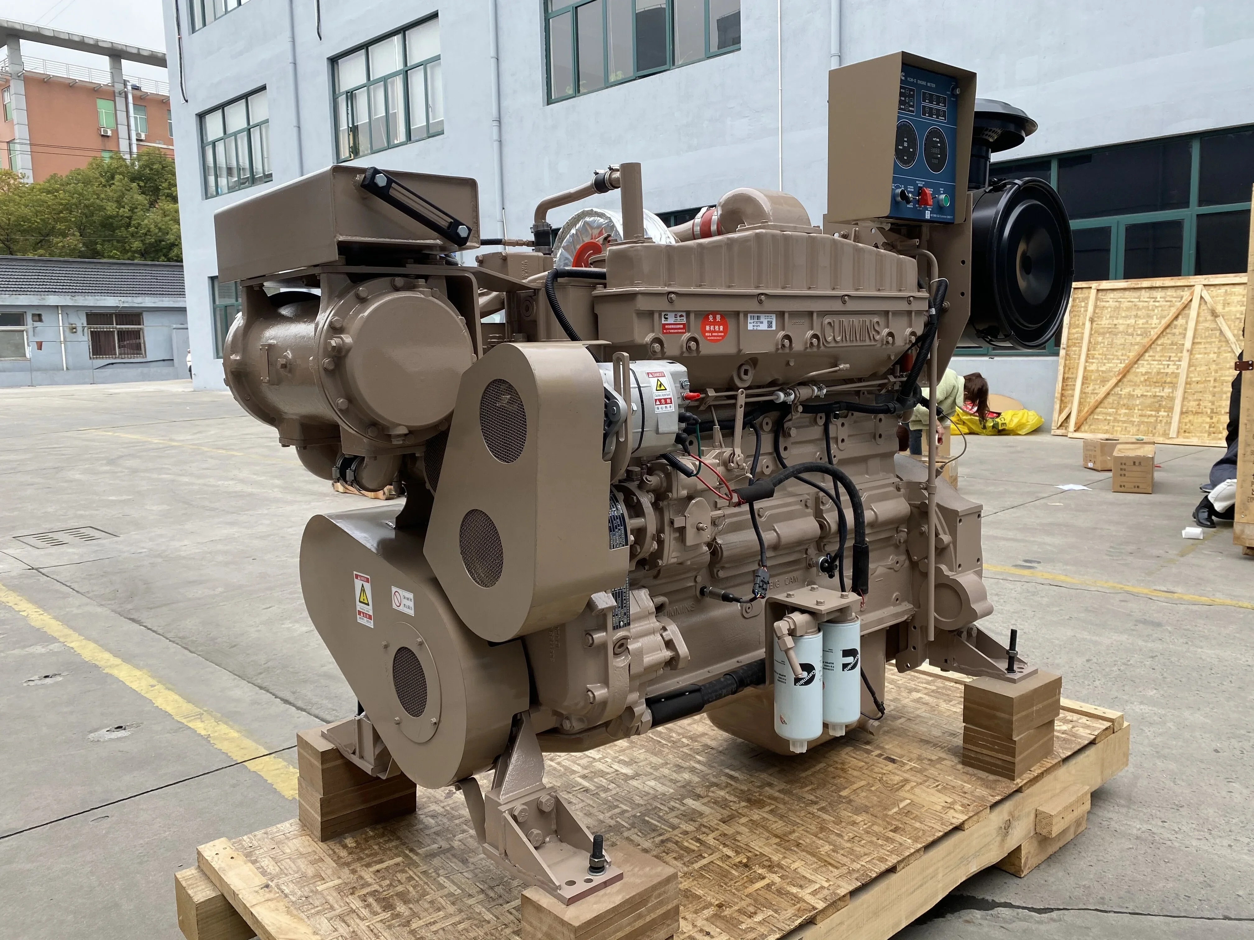 Brand New Hot Sale 6 Cylinder 4 Stroke CUM NTA855 Series 1800RPM 300HP NTA855-M300 Marine Diesel Engine