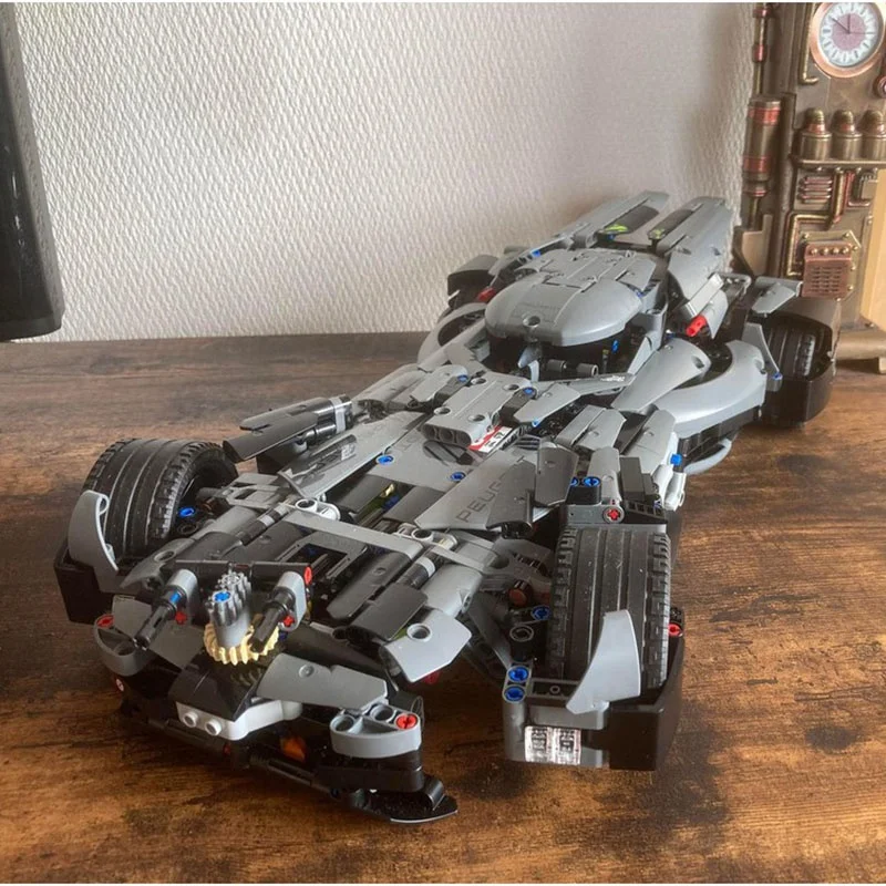 1283 pezzi MOC BvS Batmobile Peugeot Modello alternativo Costruzione regali di Natale blocchi giocattolo Architettura Mattoni creativi fai da te Compleanno