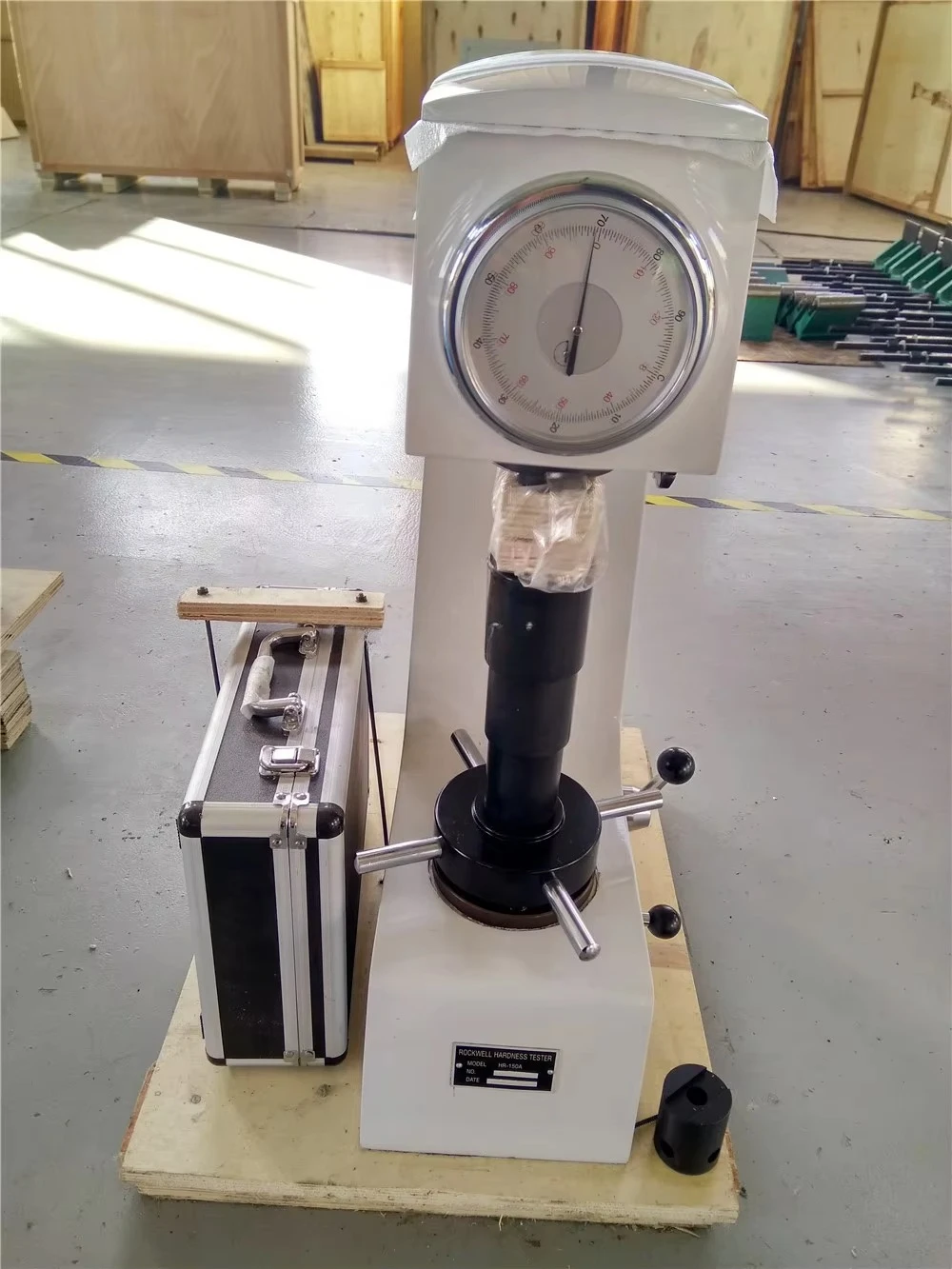 Precision Rock well Hardness Tester for Superficial Hardened Layers & Small Parts