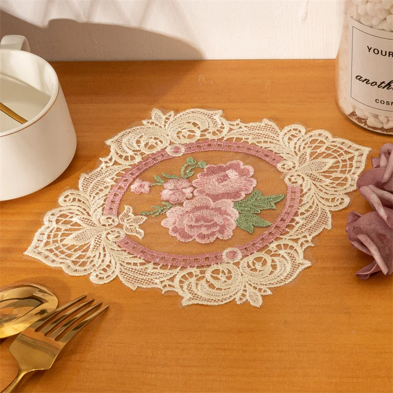 European Lace Vintage Coaster Coffee Pad Placemat Embroidery Flower Craft Anti-scald Placemat Bowls Cups Mat Desktop Decoration