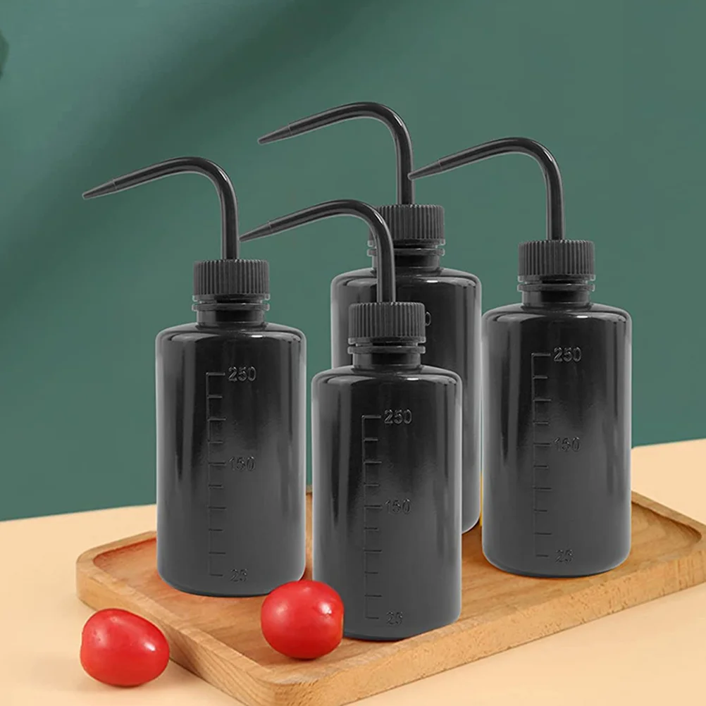 

8Pcs Flower Watering Bottle with Bend Mouth Squeeze Design for Indoor Plants Kitchen Seasoning Use Leak-Proof Easy Clean