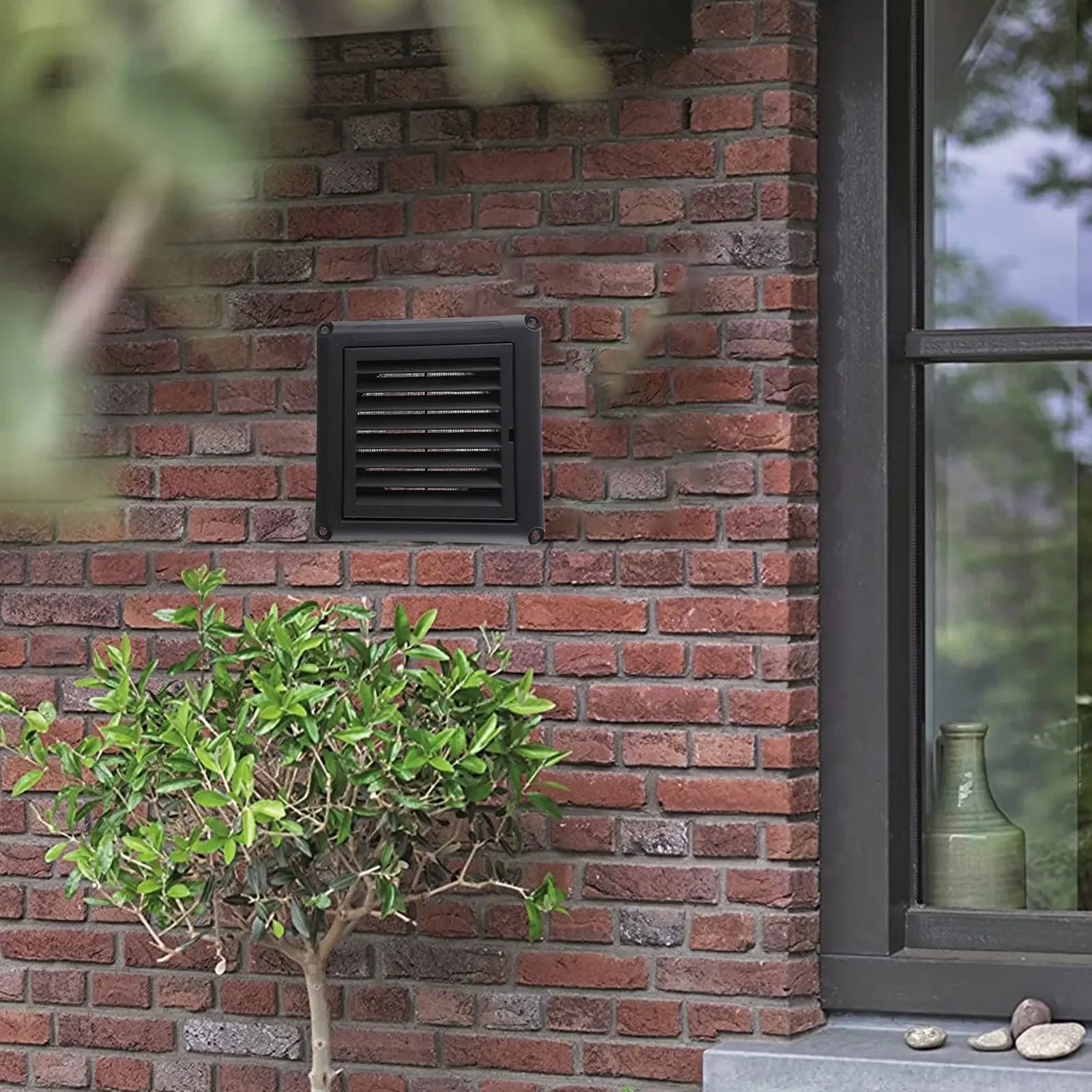 Plastic Indoor Vent Panel With Mesh For Exhaust Air Systems Designed To Maintain Fresh Airflow And Block Debris