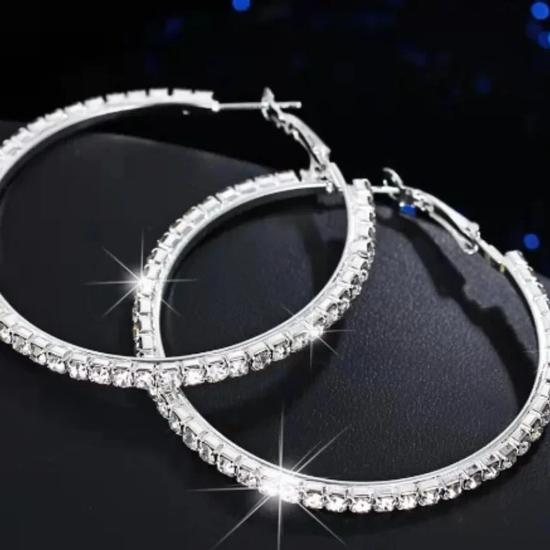 Fashionable and Bright Women's Earrings Super Shiny Large Round Claw Chain with Rhinestones Elegant Slimming and Suitable