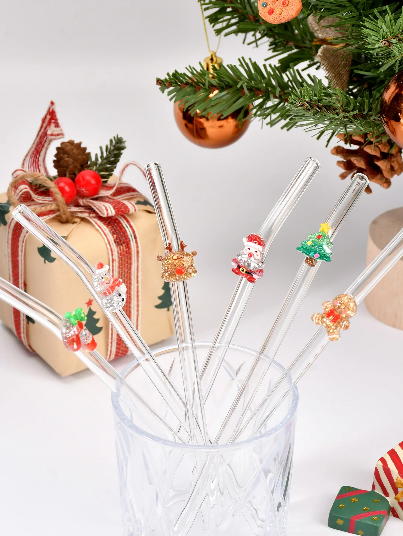 1/6PCS Christmas Limited Edition Glass Straws  | Durable for Cocktails, Boba & Iced Drinks | Perfect for  Parties & Gifting