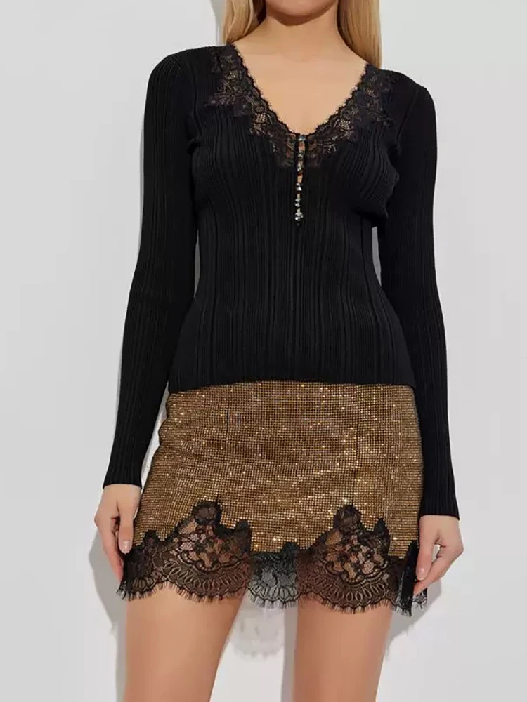 

Black lace V-neck, diamond buckle, elastic, slimming long-sleeved knitted sweater for women, new autumn 2025 style