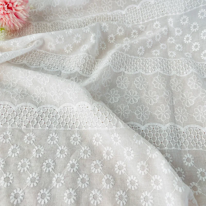 

Embroidery Lace 100% Cotton Fabric Water Soluble Hollow Small Flower For Sewing Dress Clothes DIY Handmade Crafting Width 135cm