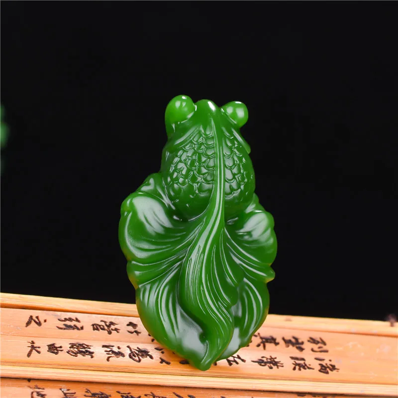 

Chinese Natural Jade Green Hand-carved Goldfish Pendant Fashion Boutique Jewelry Men and Women Necklace Popular Gifts