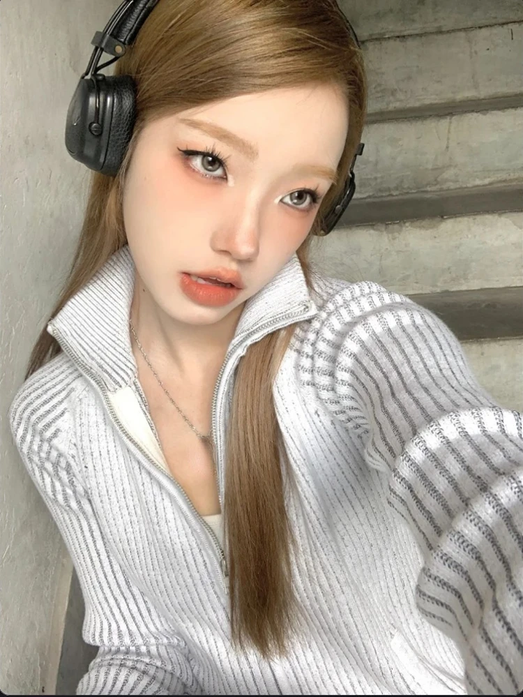 Vintage Zip Up Cardigan Womens Coats Korean Knitted Streetwear Stand Collar Sweaters 2024 Slim All Match Striped Y2k Jackets