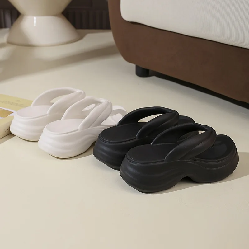 New high-end flip-flops women's summer outer wear thick-soled slippers home bathroom bath, non-slip and cool