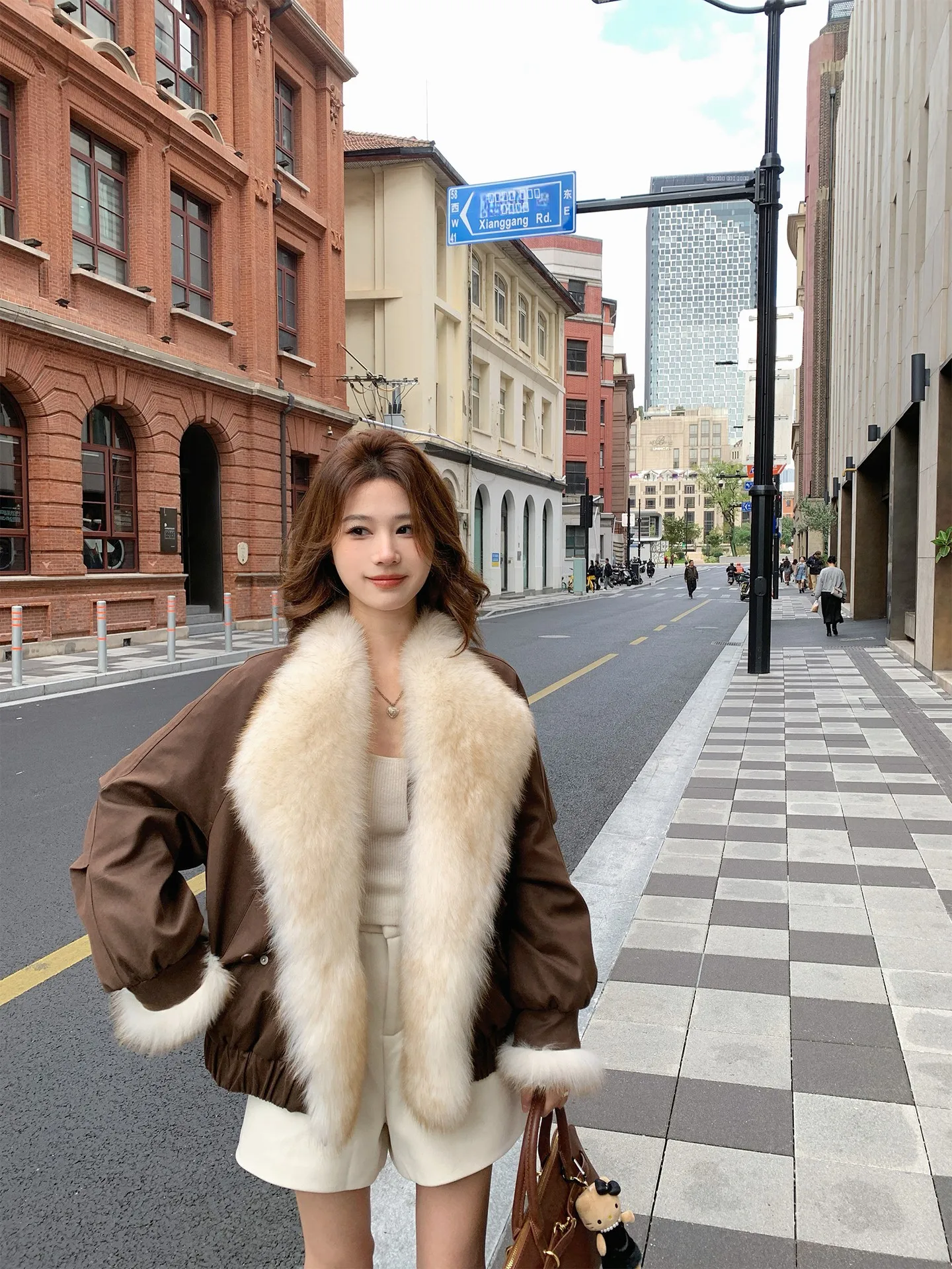 

YaoFur Women's Fur Coat down Parka White Goose down Warmth Comfortable Wear Resistant Casual Sle Long Sve round Ne