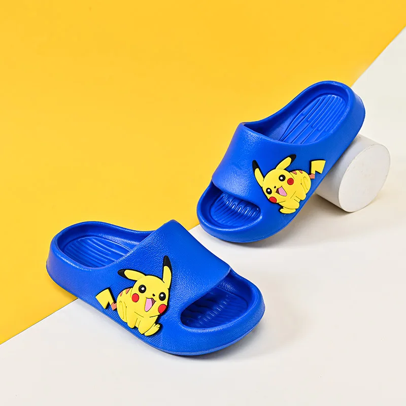 Kawaii Pokemon Pikachu pantofole da bagno per adulti bambini Cartoon Summer Beach pantofole antiscivolo Soft Slipper uomo donna regali