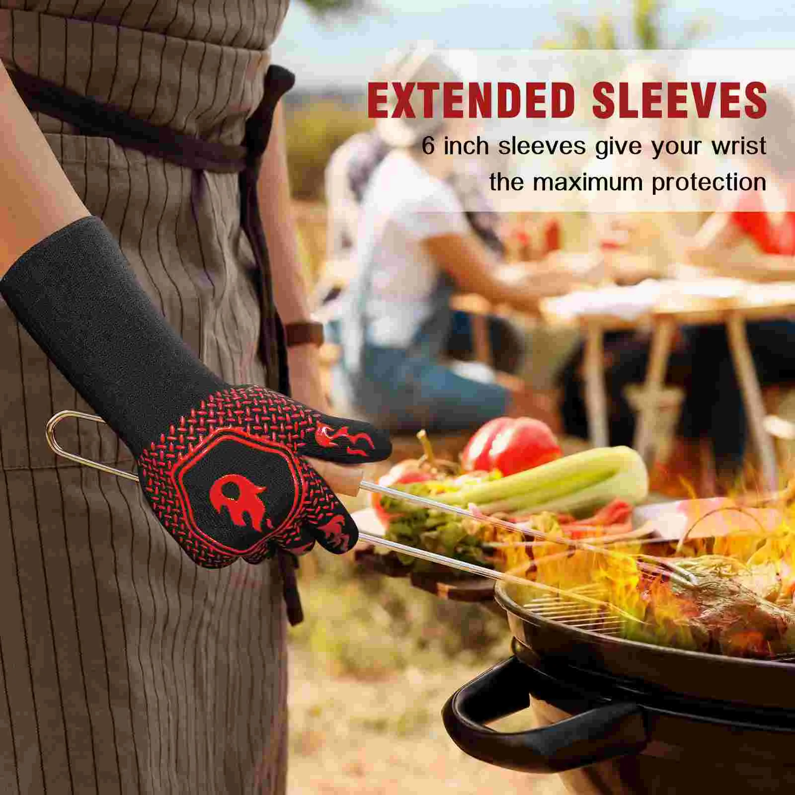 HOMEMAXS Pair of Oven Mitt Heat Resistant Lower Than 800℃ Cotton Silicone Protective BBQ Grilling Gloves (Black, Red)