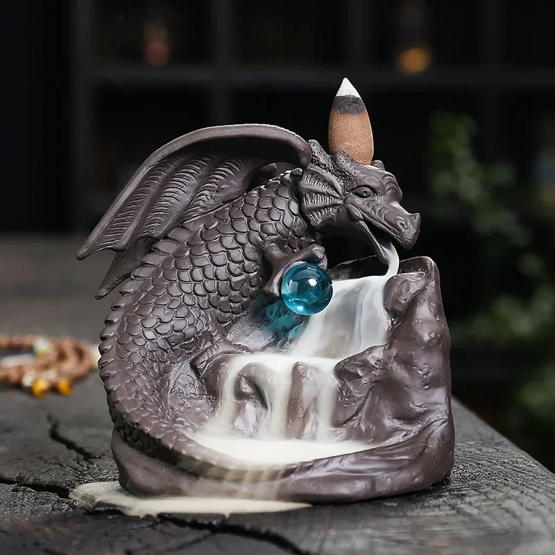 

Creative European Style Winged Dragon Sandalwood Backflow Incense Burner Home Decoration Dragon Year Mascot (Without Incense)