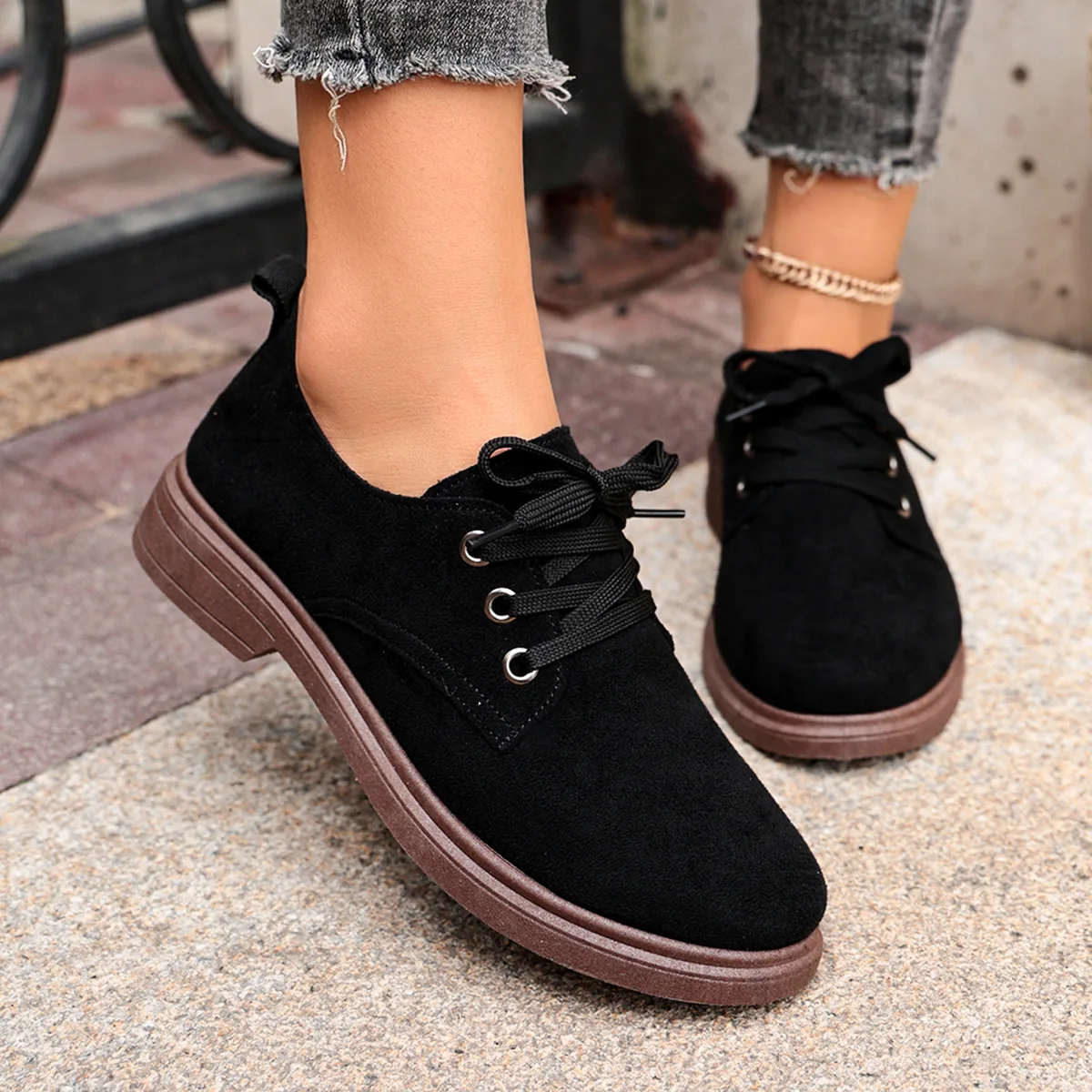 Damen Vintage Wildleder Schnürschuhe mit Niedrigem Blockabsatz Rutschfeste Sohle Lässige Tägliche Gehmode Knöchelhohe Stiefel – Detail 9