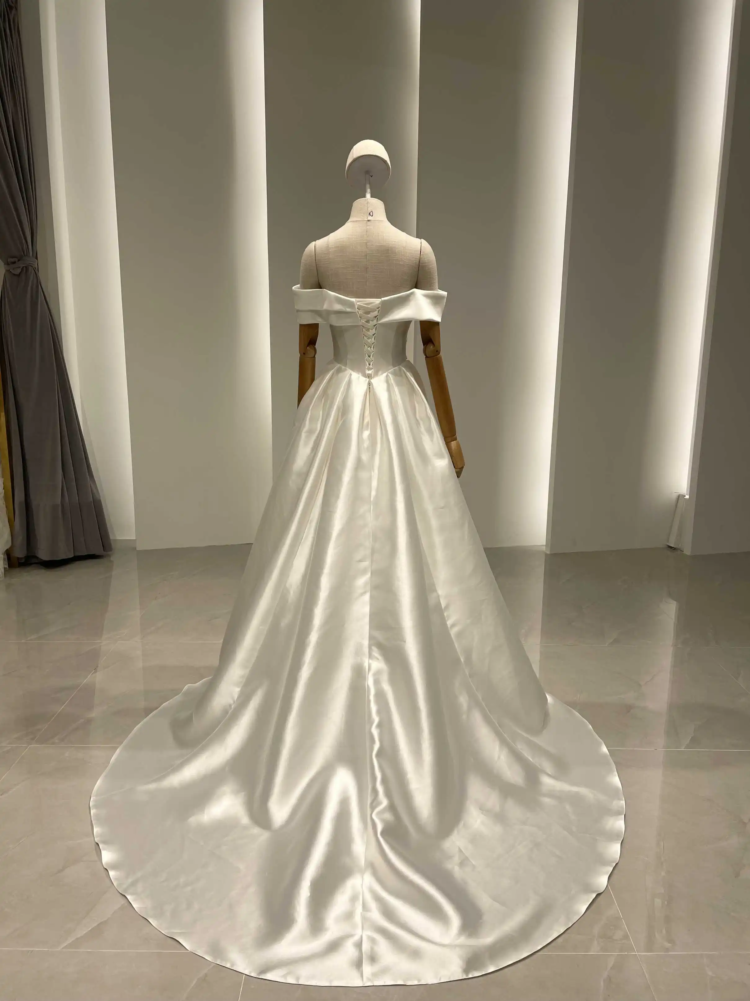 Off Shoulder Pleated Wedding Dress Satin A-line Wedding Dress With Train Bridal Gown