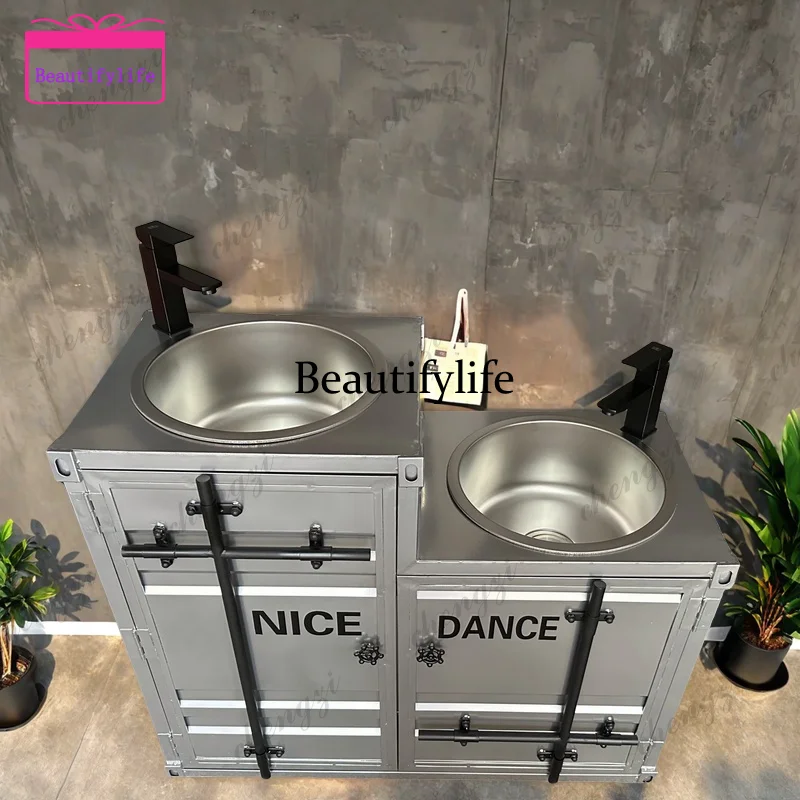 A17 Industrial wind wash basin retro wash table integrated floor column wash basin playground