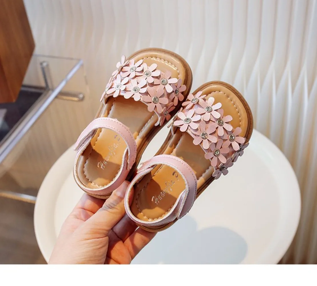 

Little Girls Floral Bohemian Sandals with Beads Princess Sweet Kids Summer Shoes Open Toes Anti-skid Size 22-31Hook & Loop Cute