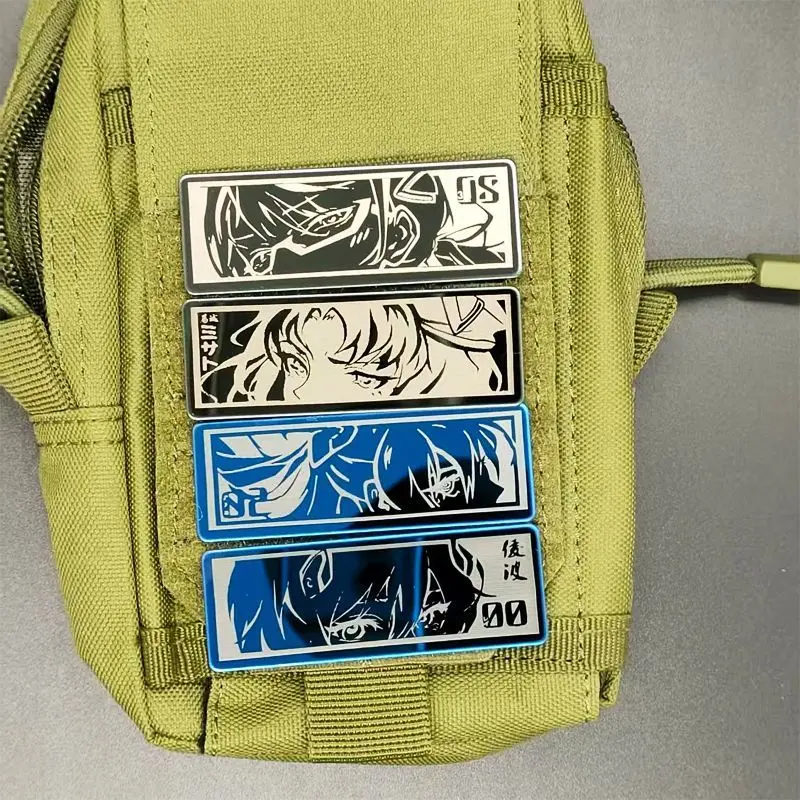 

Аксессуары для рюкзаков по мотивам Neon Genesis Evangelion: лазерные нашивки на липучке, металлические значки EVA с Аской Аянами и Рей.