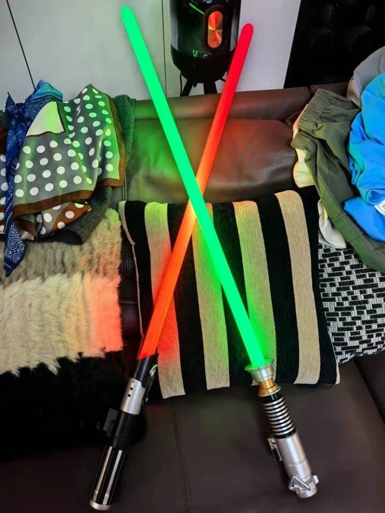 nuove-action-figure-di-star-wars-luke-skywalker-darth-vader-il-mandaloriano-grogu-stormtrooper-imperiale-con-suoni-e-luci-spade-regalo