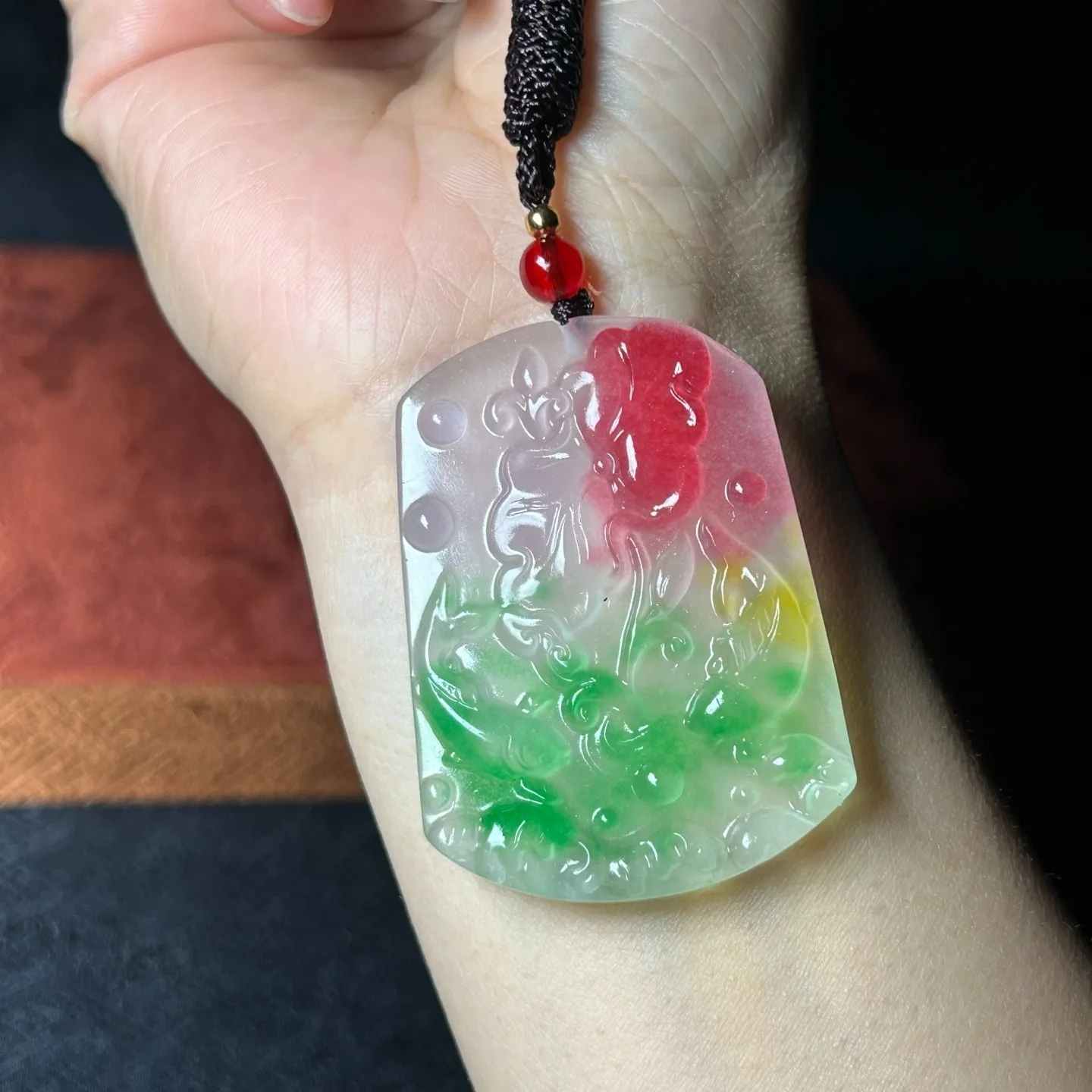 Nature ice green Burmese jade Jadeite Carved fish lucky amulet pendant&necklaces