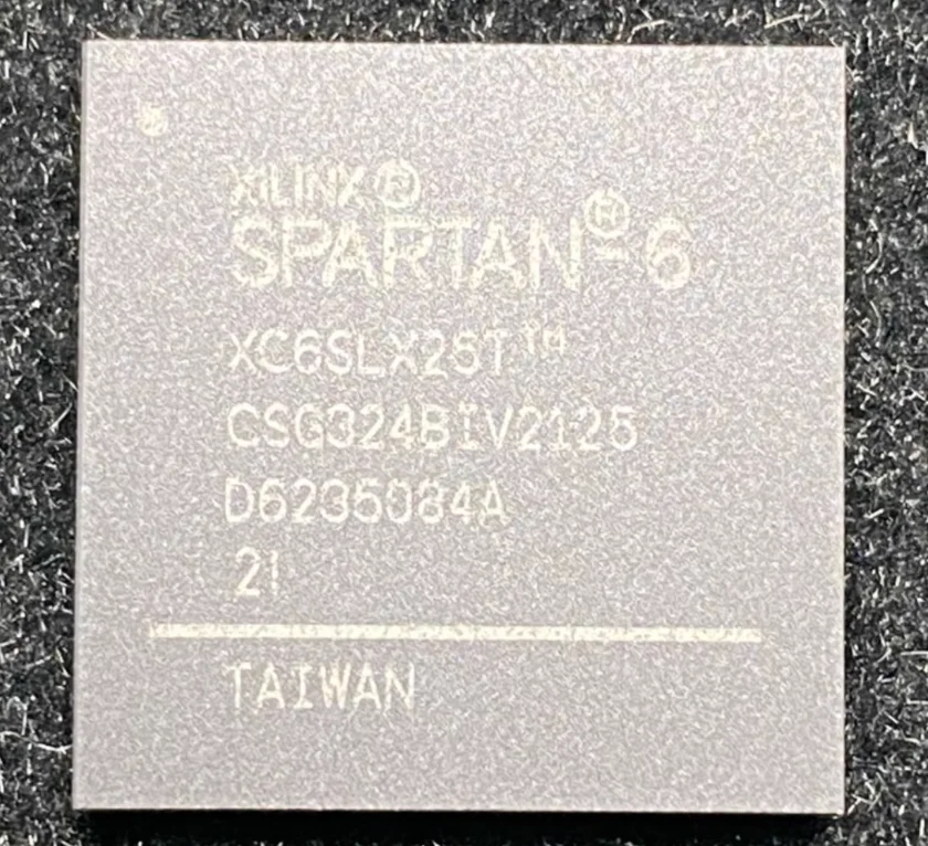 

Free Shipping 1PCS/LOT XC6SLX25T-2CSG324I XC6SLX25T-2CSG324C XC6SLX4-2TQG144I XC6SLX4-2TQG144C New and Original