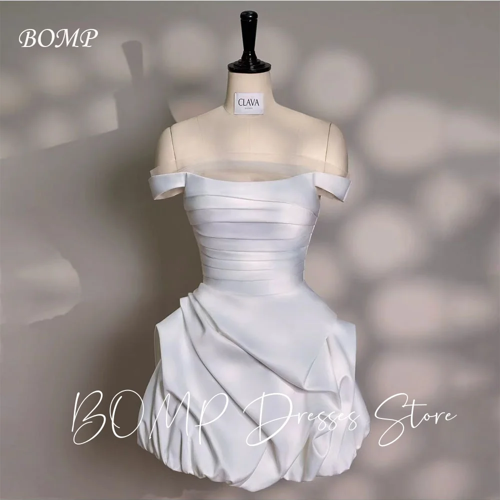 

BOMP Элегантное плиссированное короткое свадебное платье Белое милое атласное платье трапециевидной формы с открытыми плечами для особых случаев по индивидуальному заказу Простое
