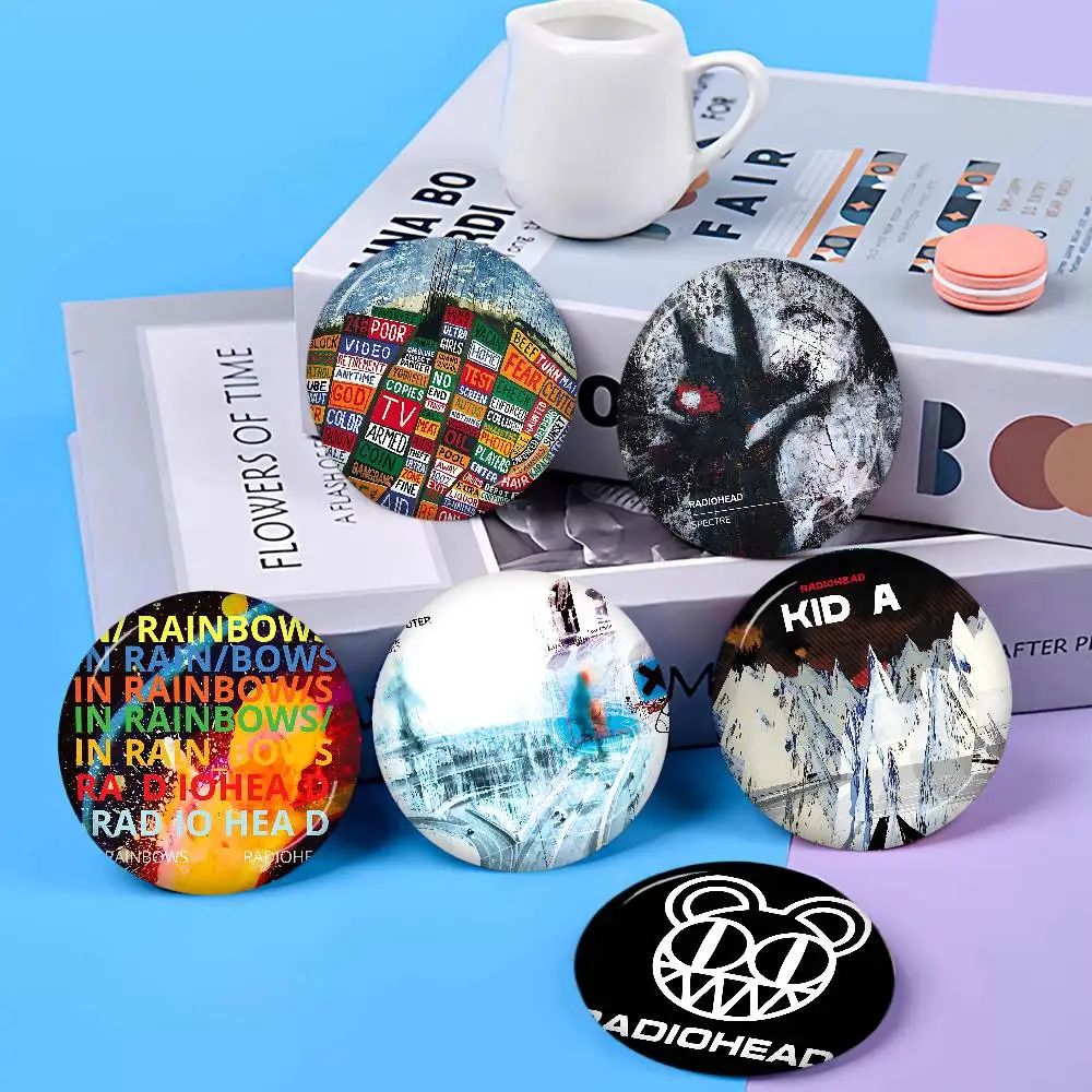 Radioheads Thom Yorke Cartoon Brooches Anime Badge Round Handmade Brooch Lapel Pins Jewelry for Backpack Clothes Gifts