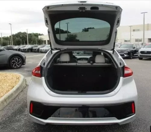 

2PCS Back Door Stay For 2016.2017 18-2022 Hyundai Ioniq MK1 AE Hatchback Rear Tailgate Boot Gas Spring Struts Prop Lift Support
