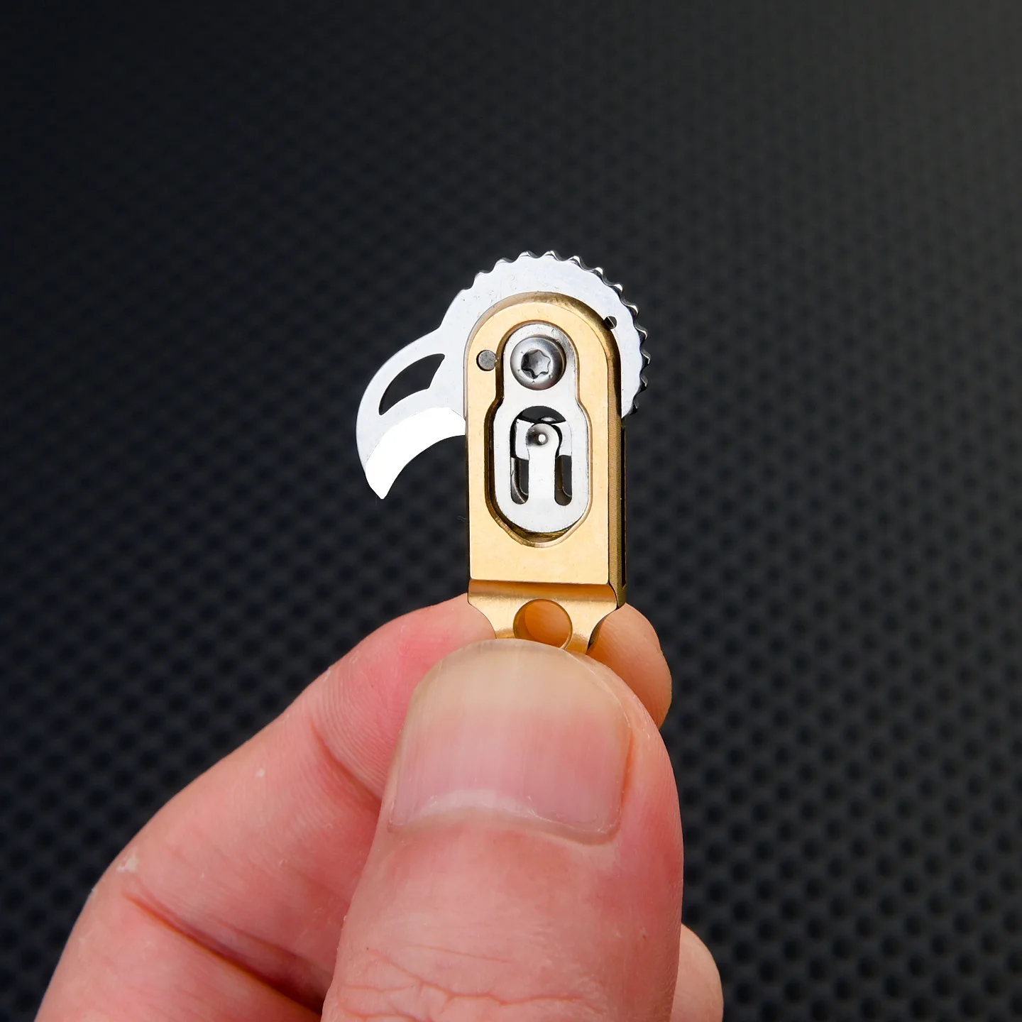 Creative Brass Folding Knife Mini Pocket Keychain Utility Zipper Knife Outdoor  EDC Tool Unpacking Express Boxes Gadgets